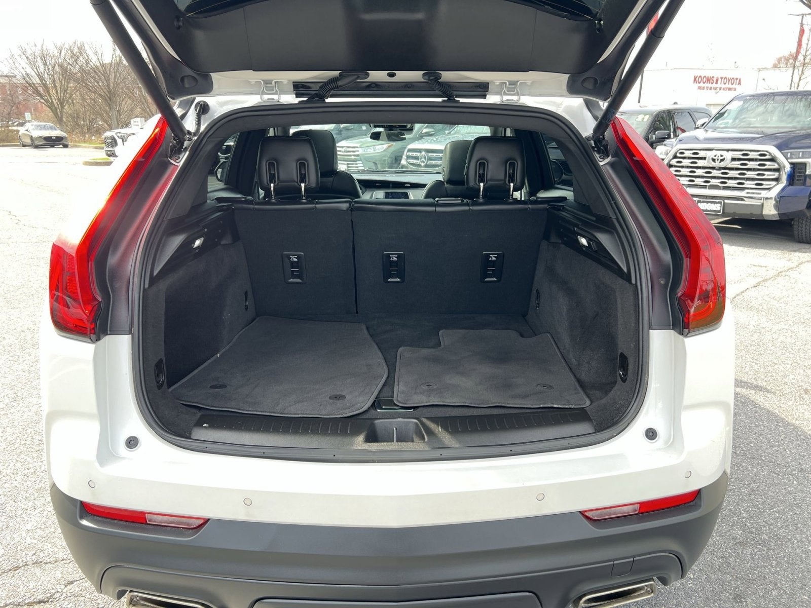 2023 Cadillac XT4 Luxury