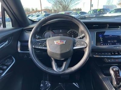 2022 Cadillac XT4 Luxury