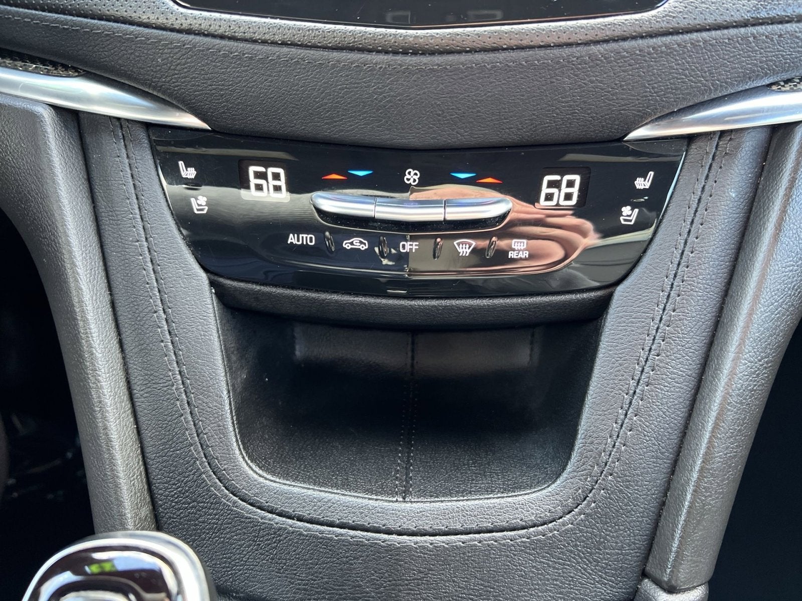 2023 Cadillac XT5 Sport