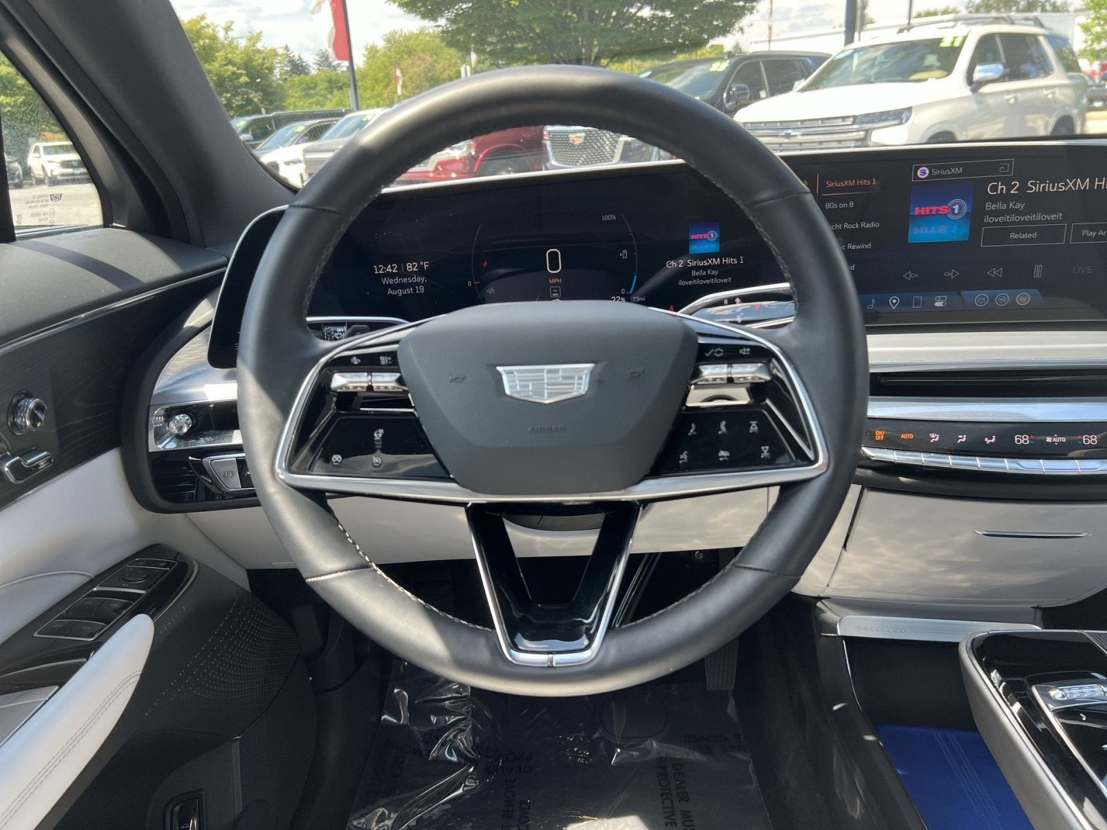 2024 Cadillac LYRIQ Luxury