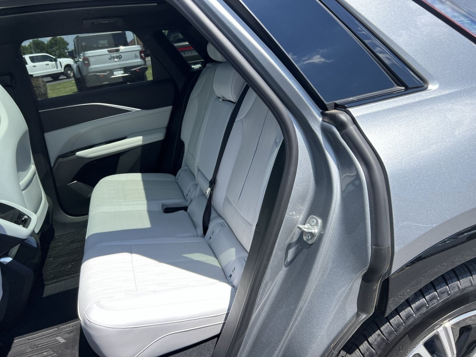 2024 Cadillac LYRIQ Luxury