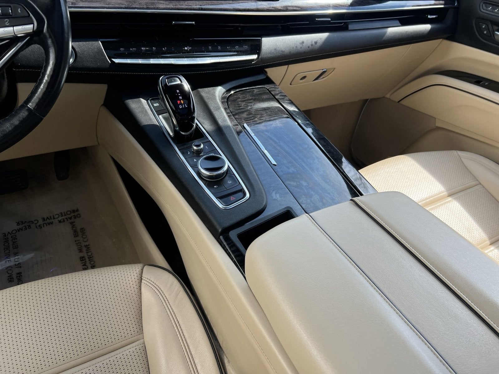 2023 Cadillac Escalade ESV Premium