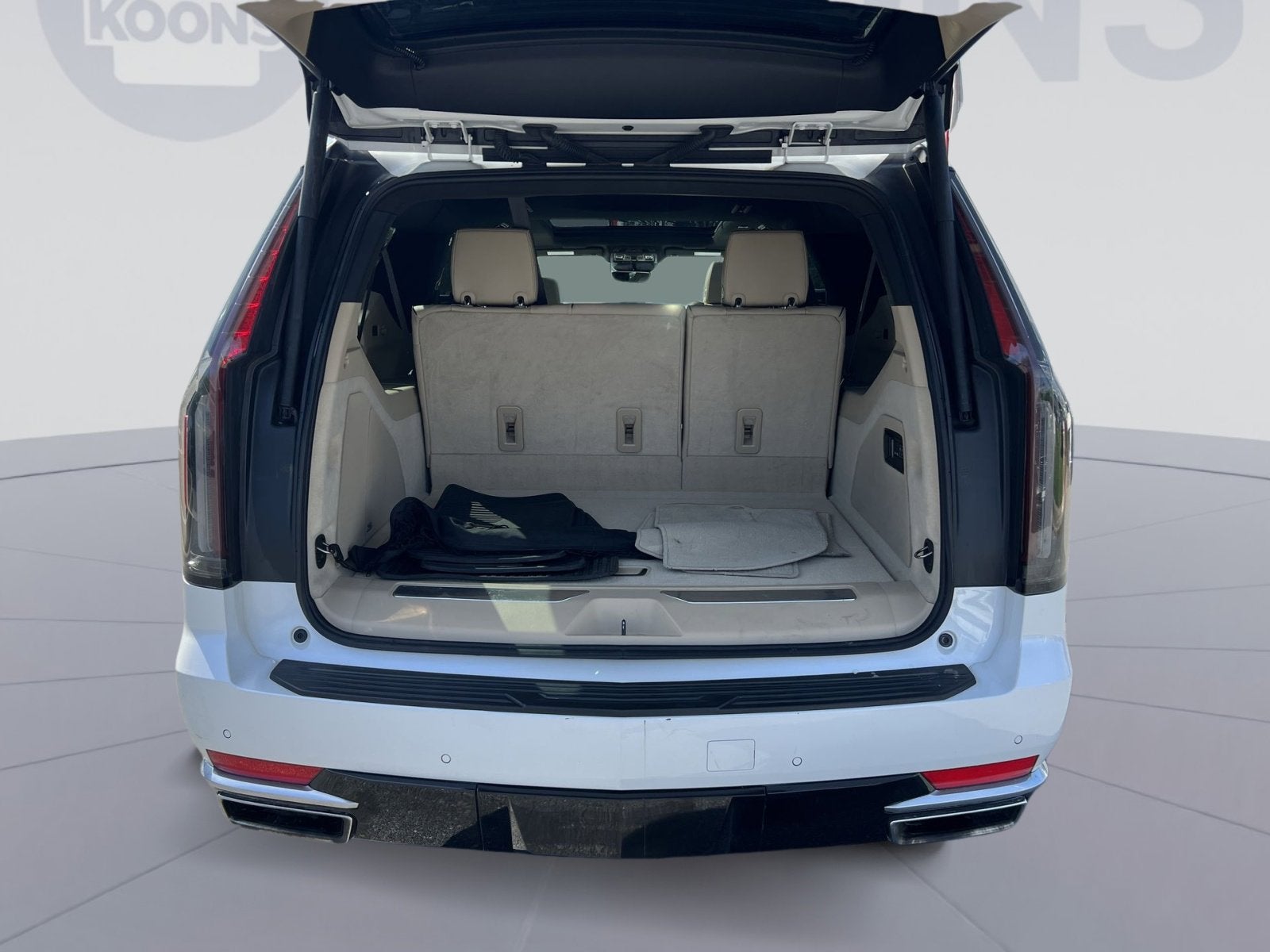 2023 Cadillac Escalade ESV Premium