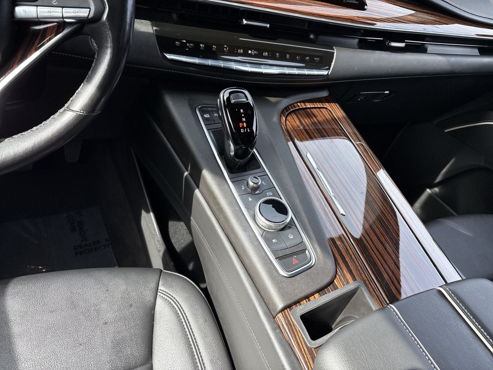 2023 Cadillac Escalade Luxury