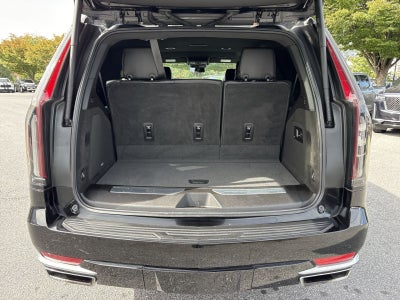 2023 Cadillac Escalade Luxury