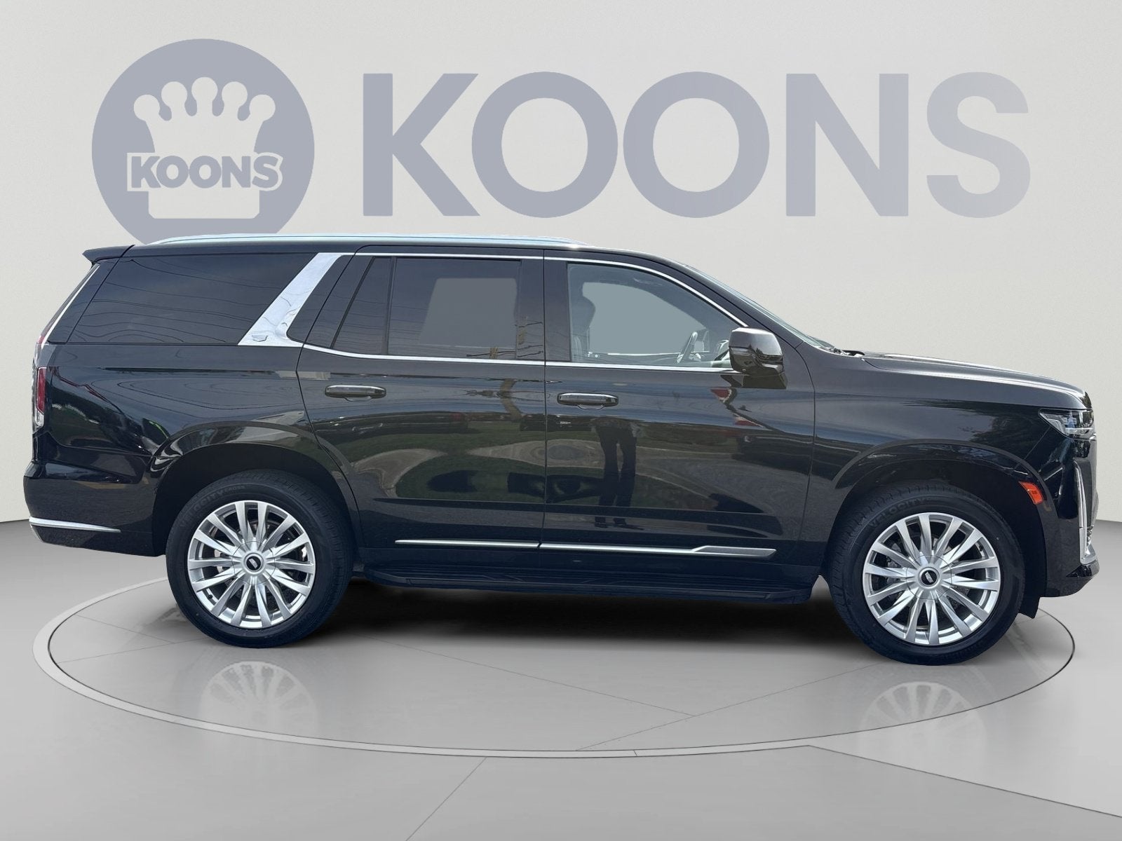 2023 Cadillac Escalade Luxury