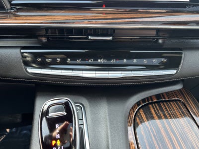 2024 Cadillac Escalade Premium Luxury