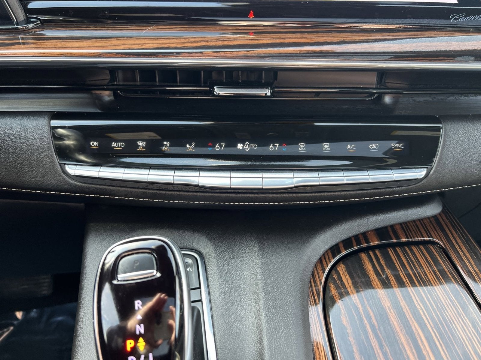 2024 Cadillac Escalade Premium Luxury