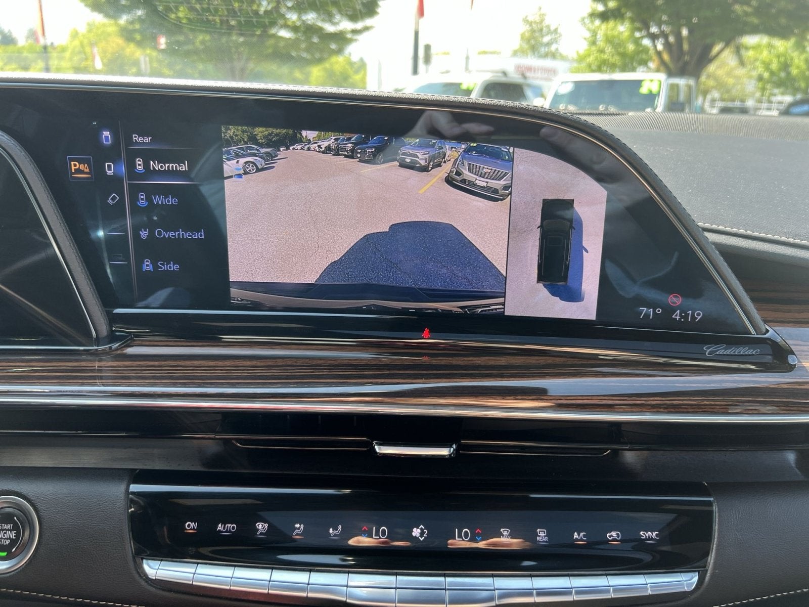 2023 Cadillac Escalade Premium Luxury