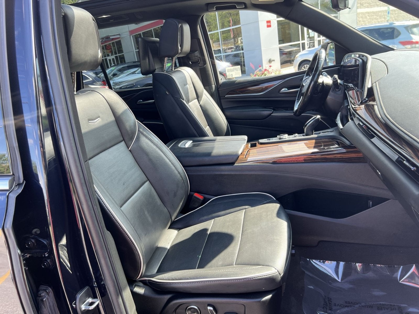 2023 Cadillac Escalade Premium Luxury