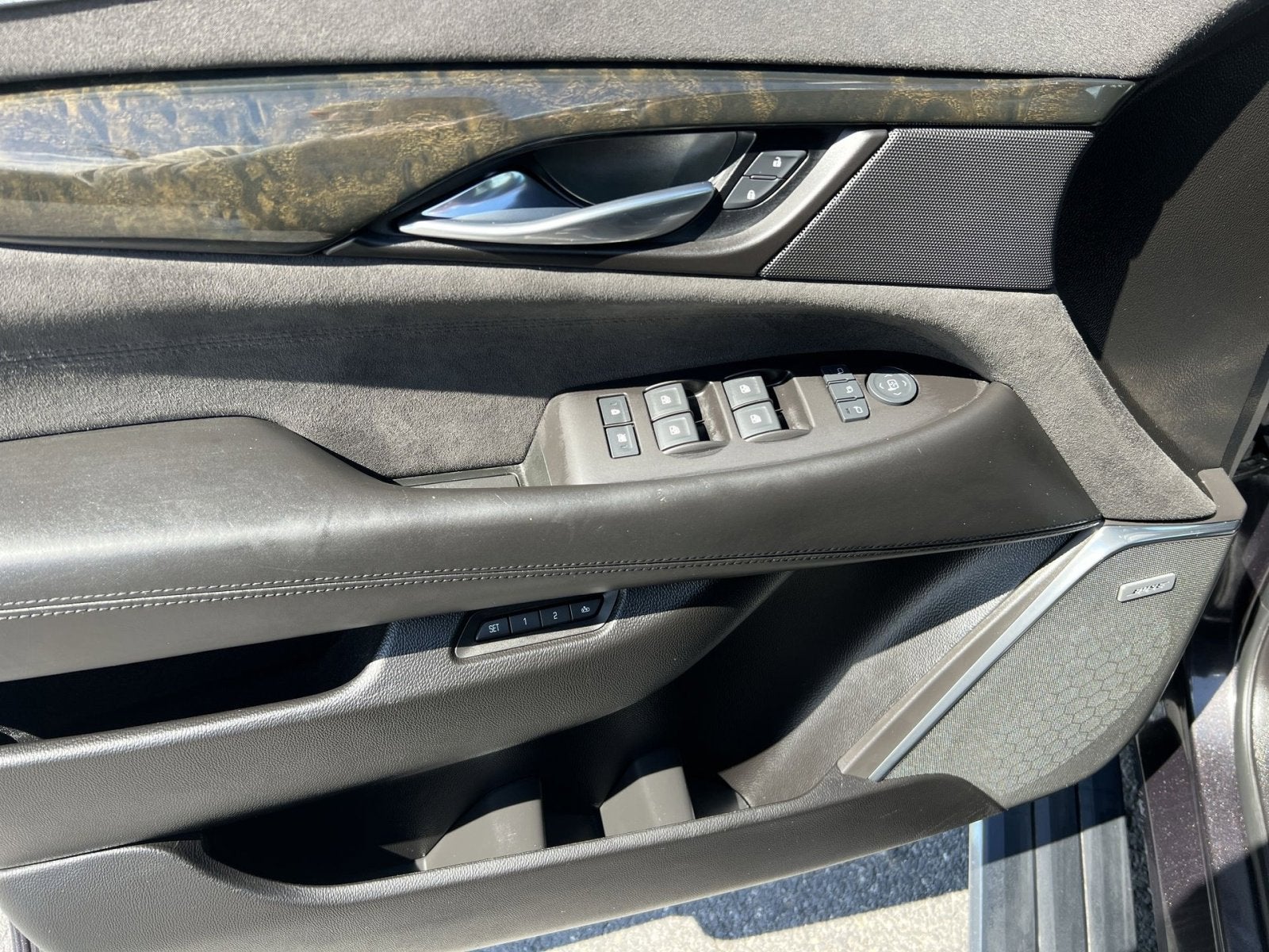 2016 Cadillac Escalade Platinum Edition