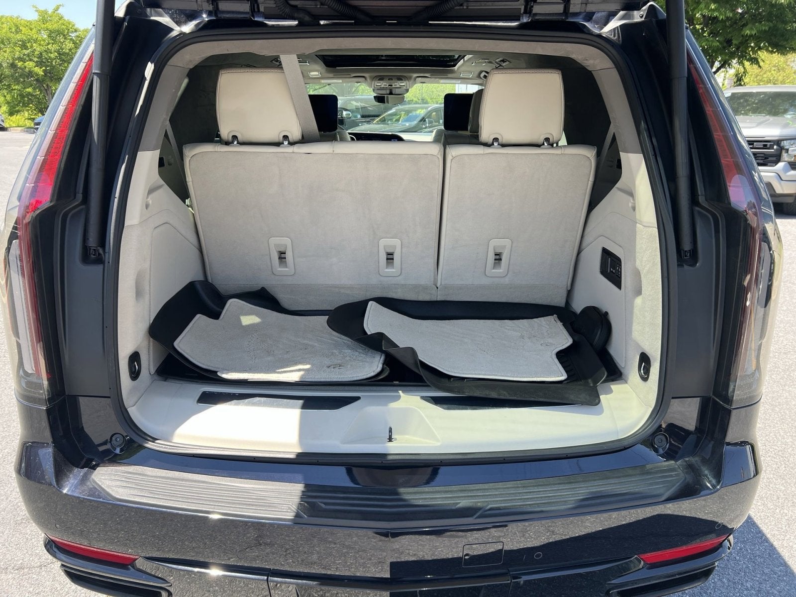 2024 Cadillac Escalade Sport Platinum