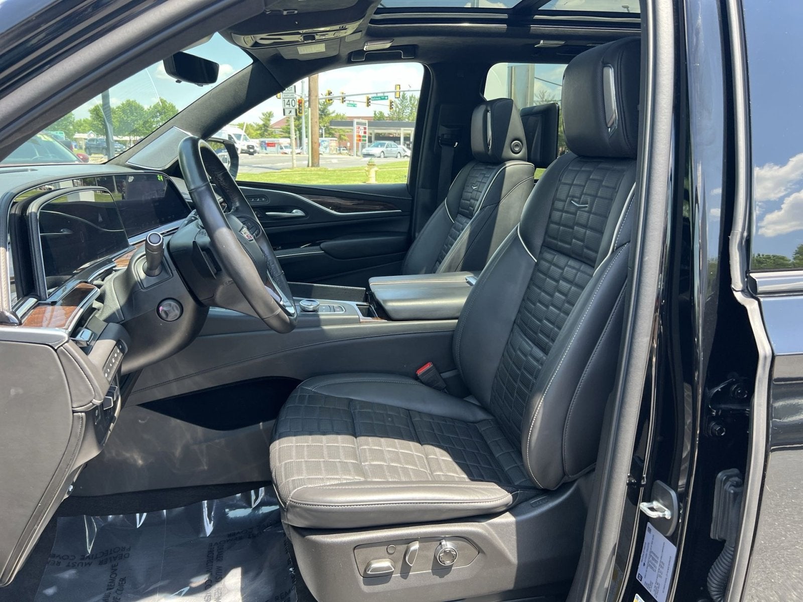 2023 Cadillac Escalade ESV Sport Platinum