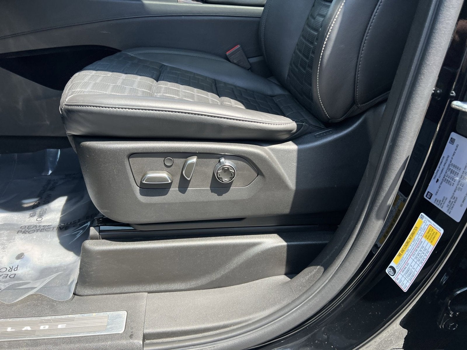 2023 Cadillac Escalade ESV Sport Platinum