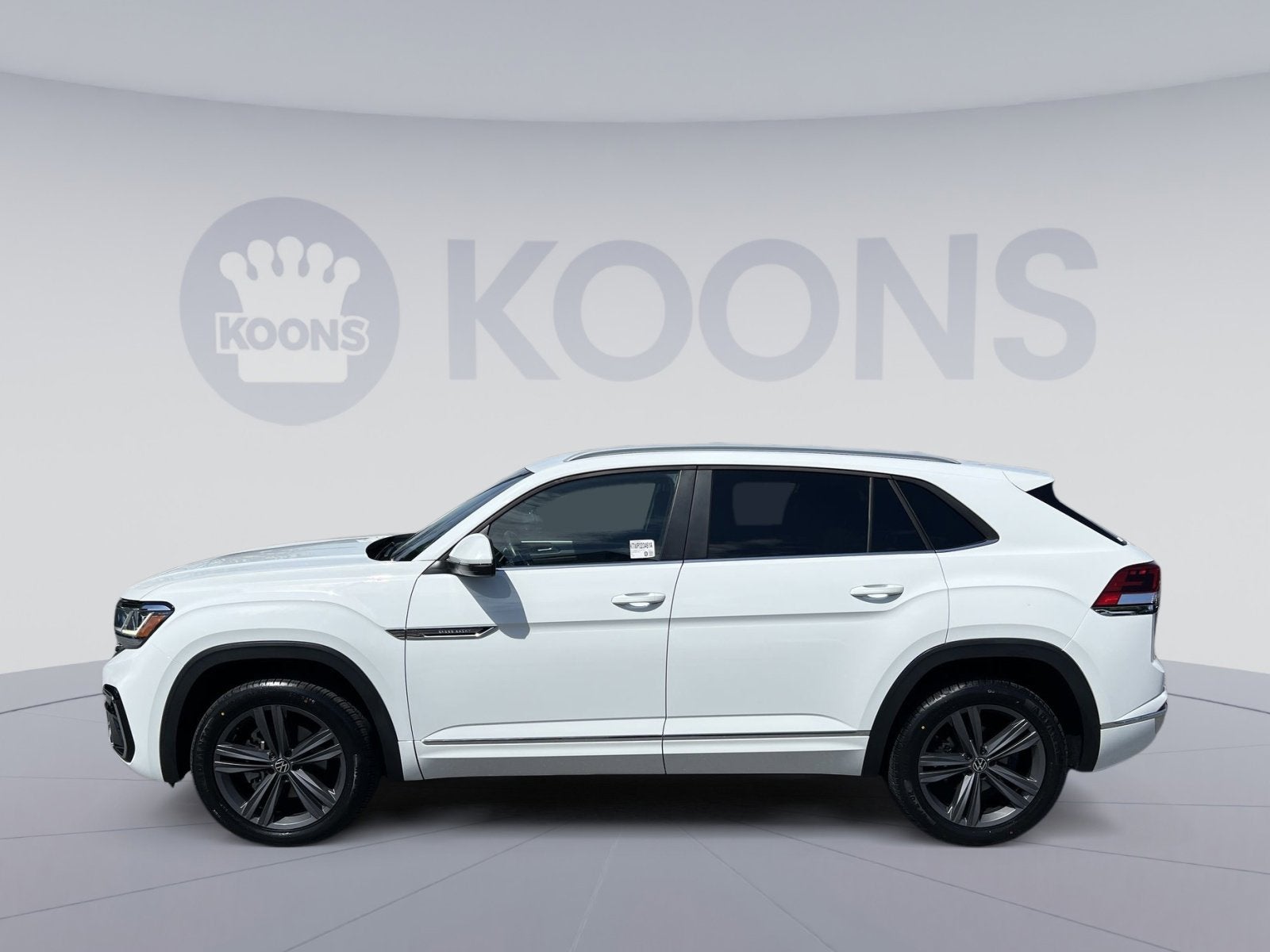 2021 Volkswagen Atlas Cross Sport 3.6L V6 SE w/Technology R-Line
