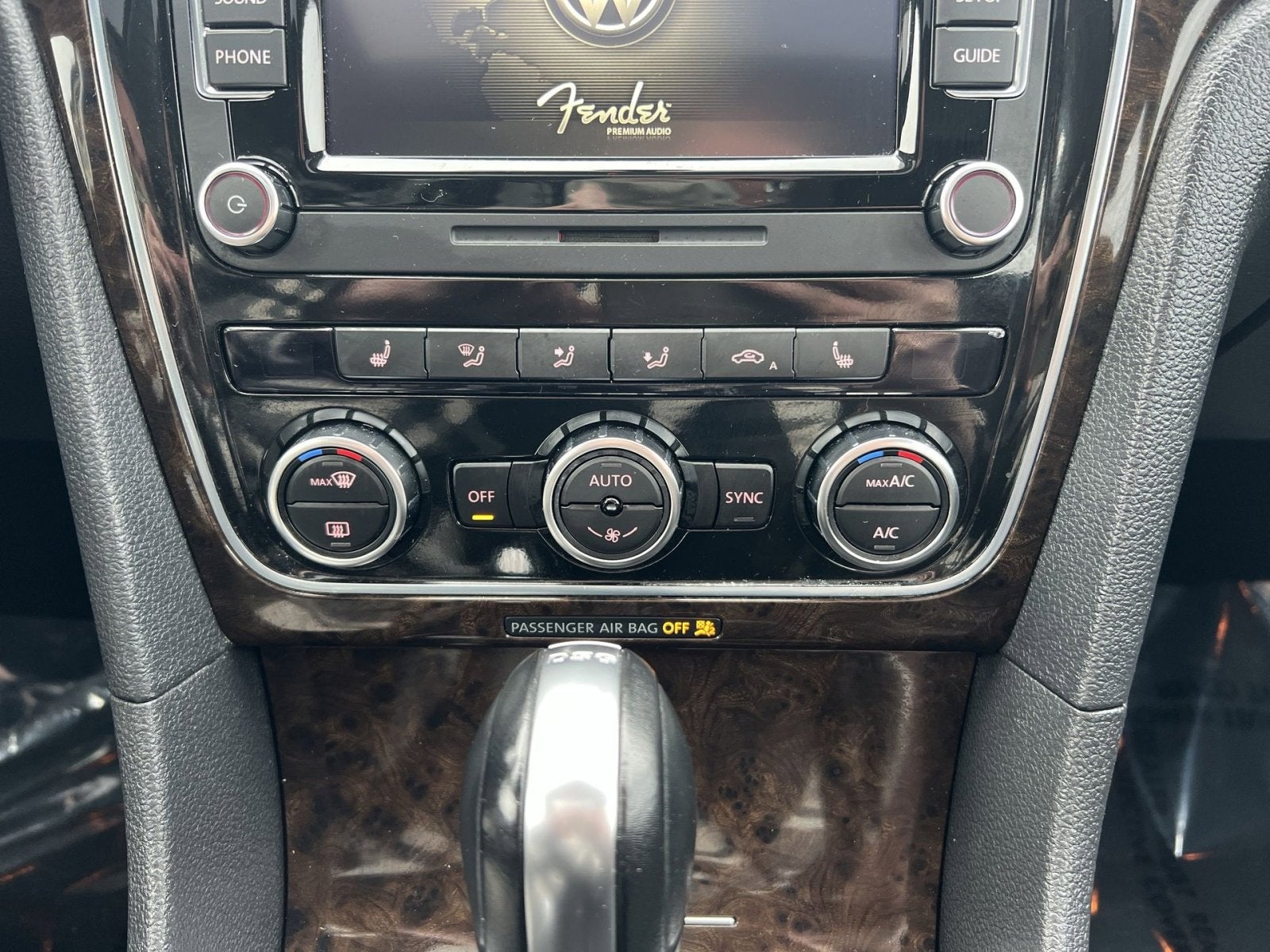 2014 Volkswagen Passat TDI SEL Premium