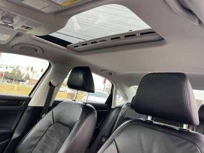 2014 Volkswagen Passat TDI SEL Premium