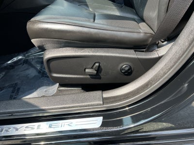 2021 Chrysler 300 Touring