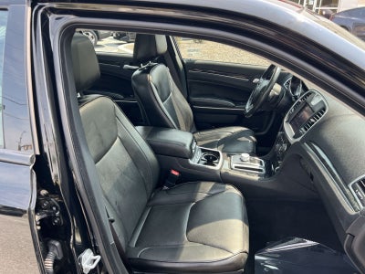 2021 Chrysler 300 Touring
