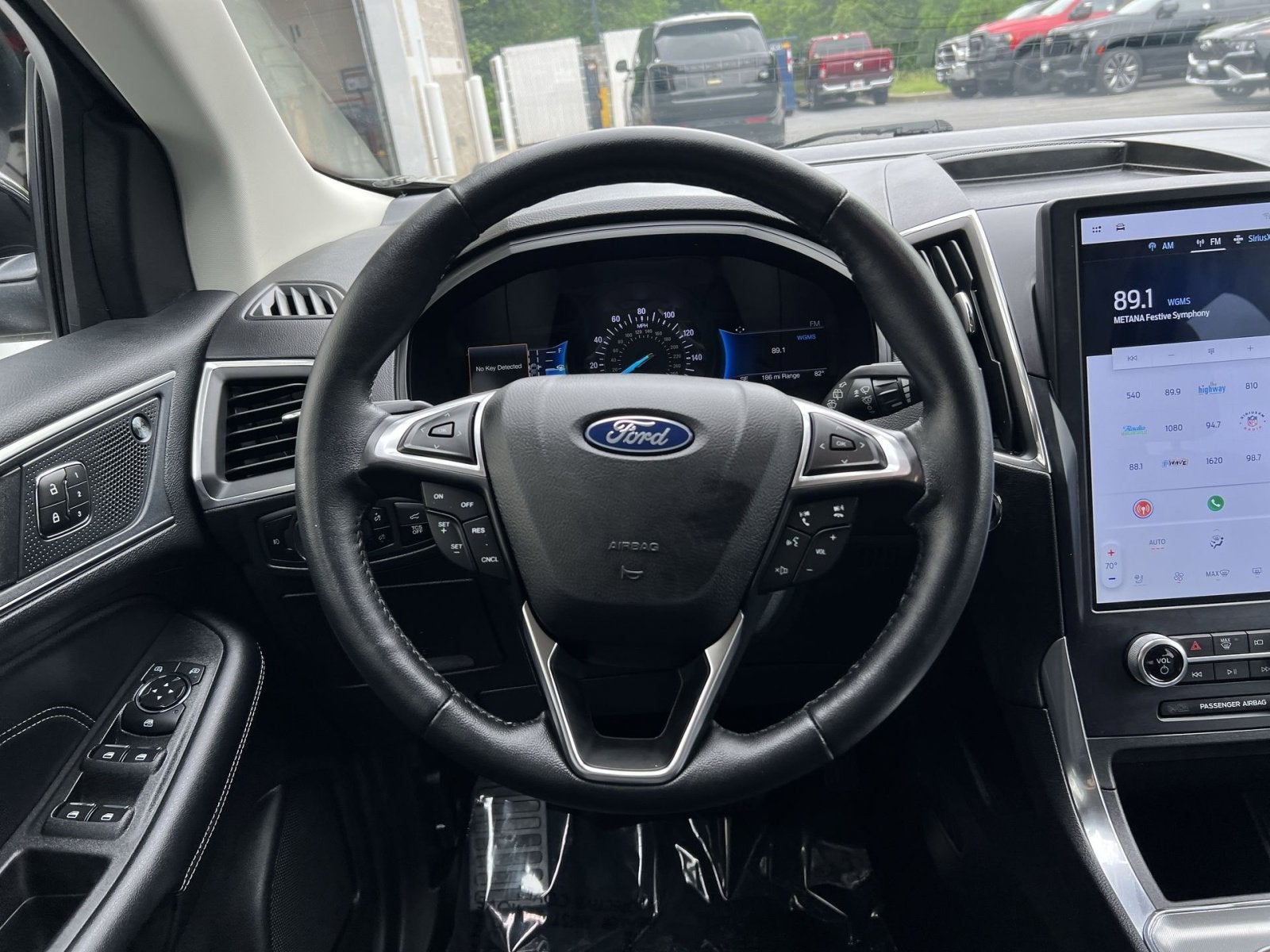 2023 Ford Edge Titanium
