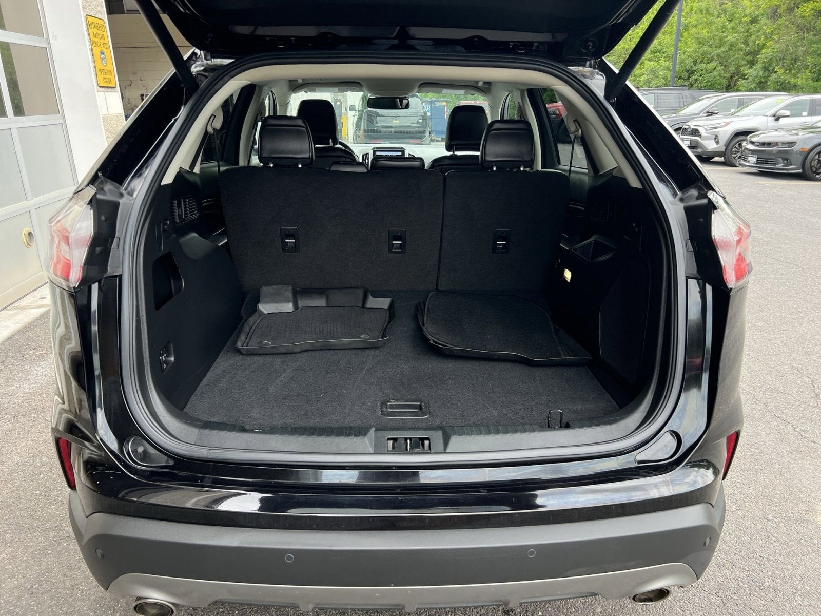 2023 Ford Edge Titanium