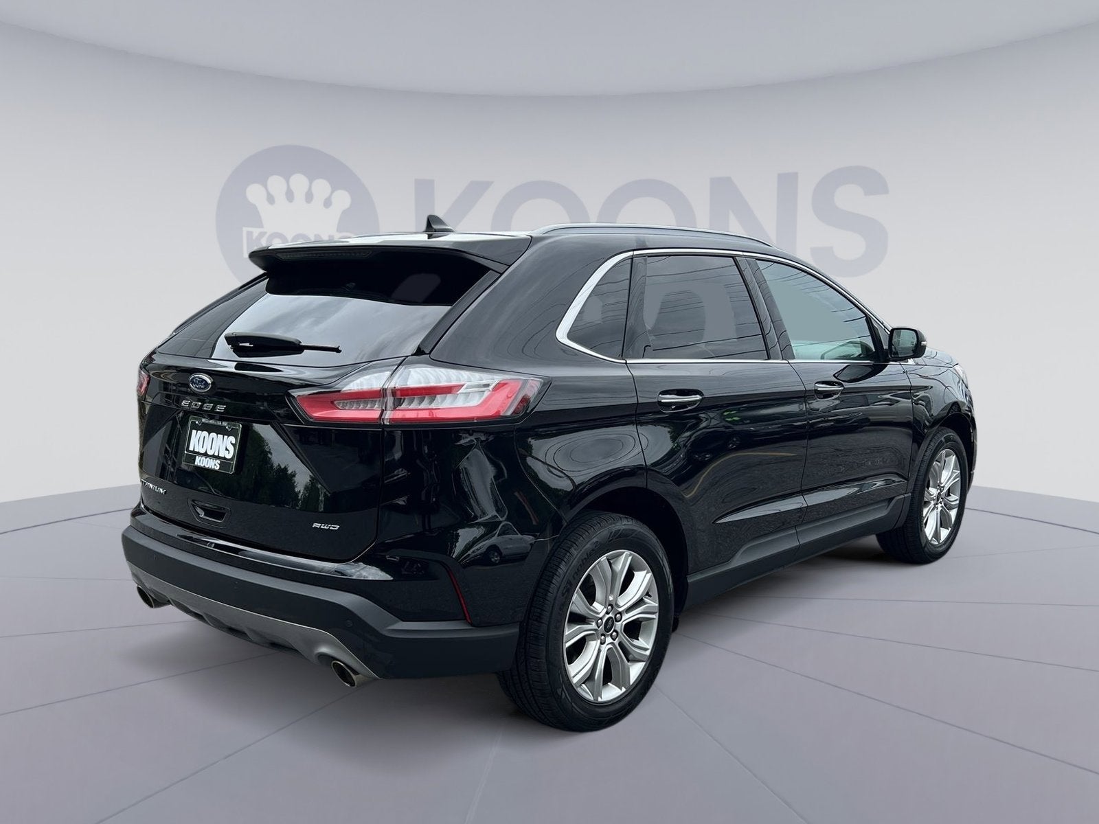 2023 Ford Edge Titanium
