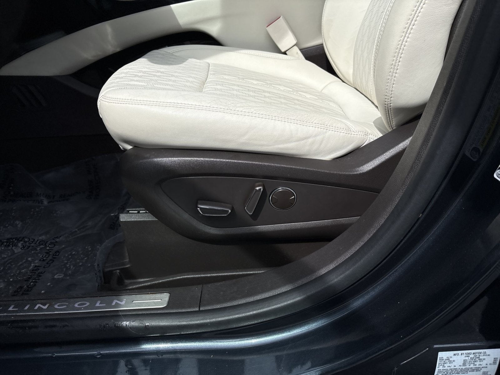 2023 Lincoln Nautilus Black Label