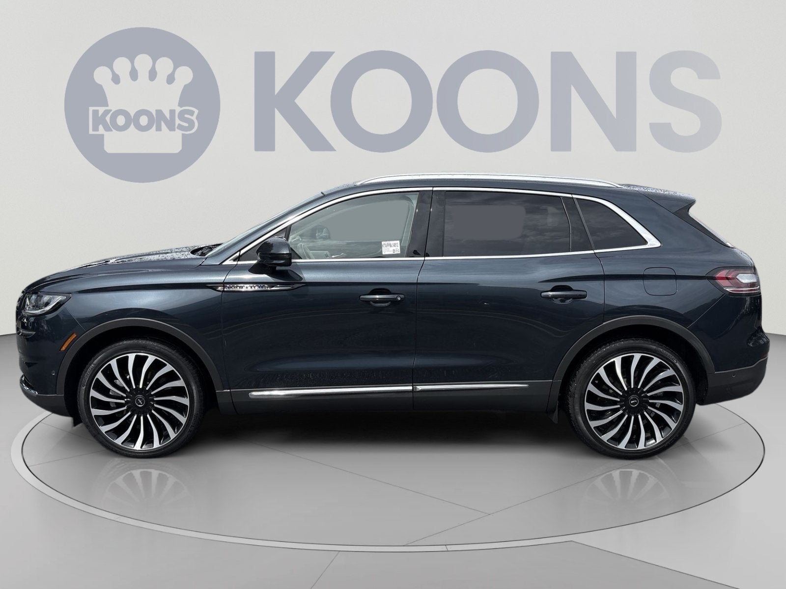 2023 Lincoln Nautilus Black Label