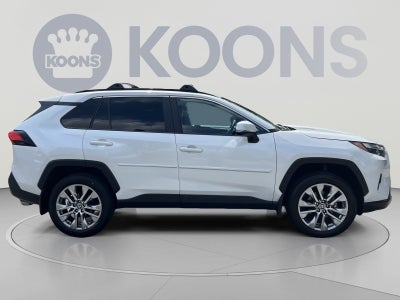 2025 Toyota RAV4 XLE Premium