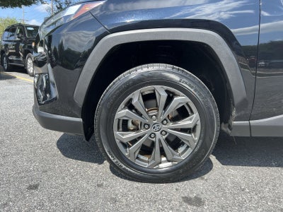 2022 Toyota RAV4 Hybrid XLE Premium