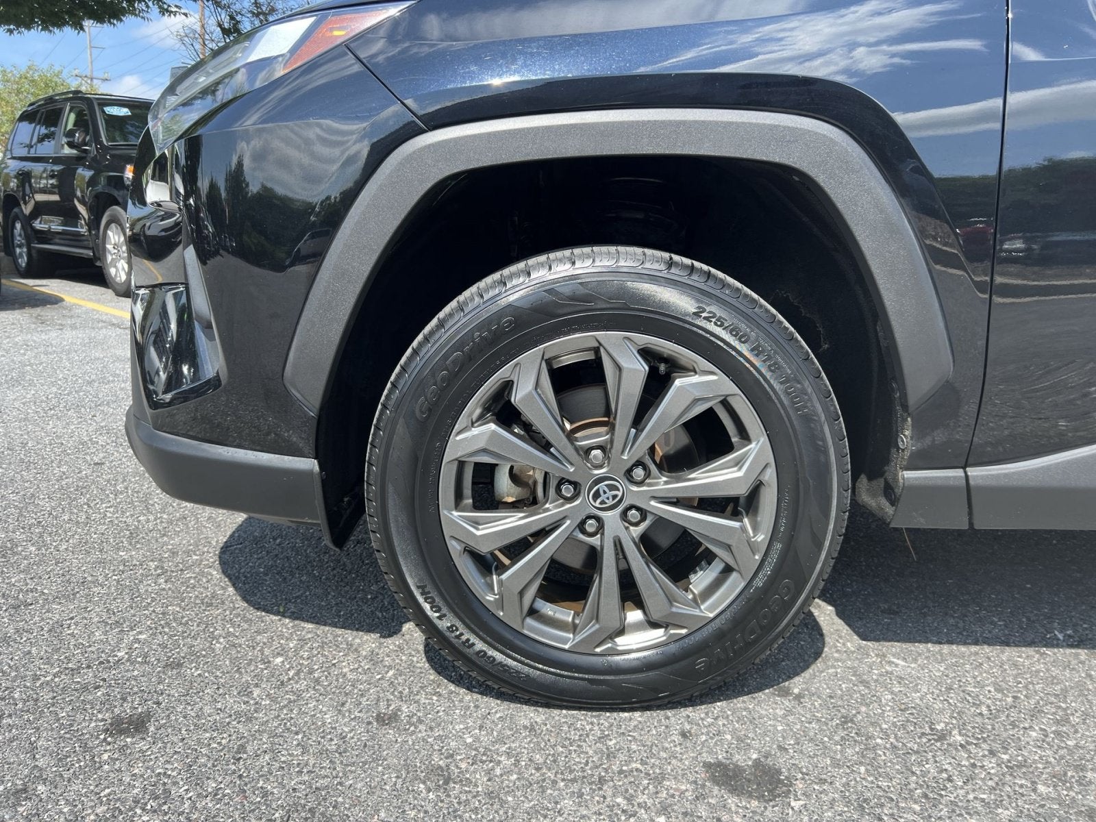 2022 Toyota RAV4 Hybrid XLE Premium