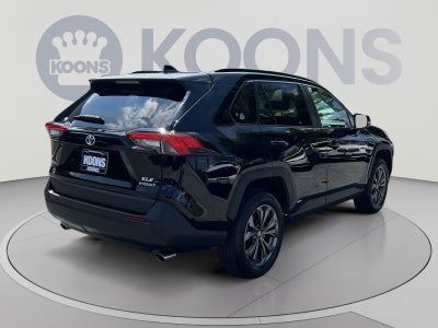 2022 Toyota RAV4 Hybrid XLE Premium