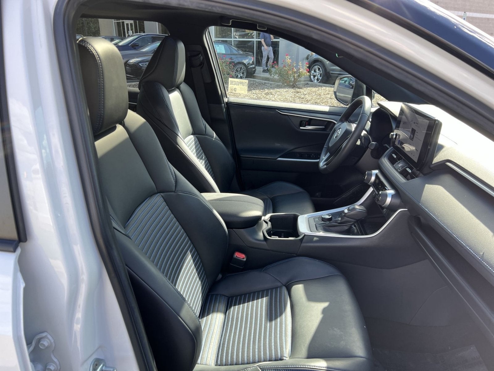 2023 Toyota RAV4 Hybrid XSE