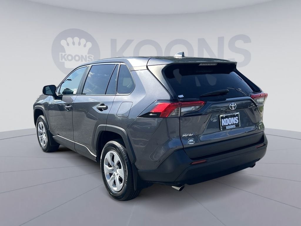2023 Toyota RAV4 LE
