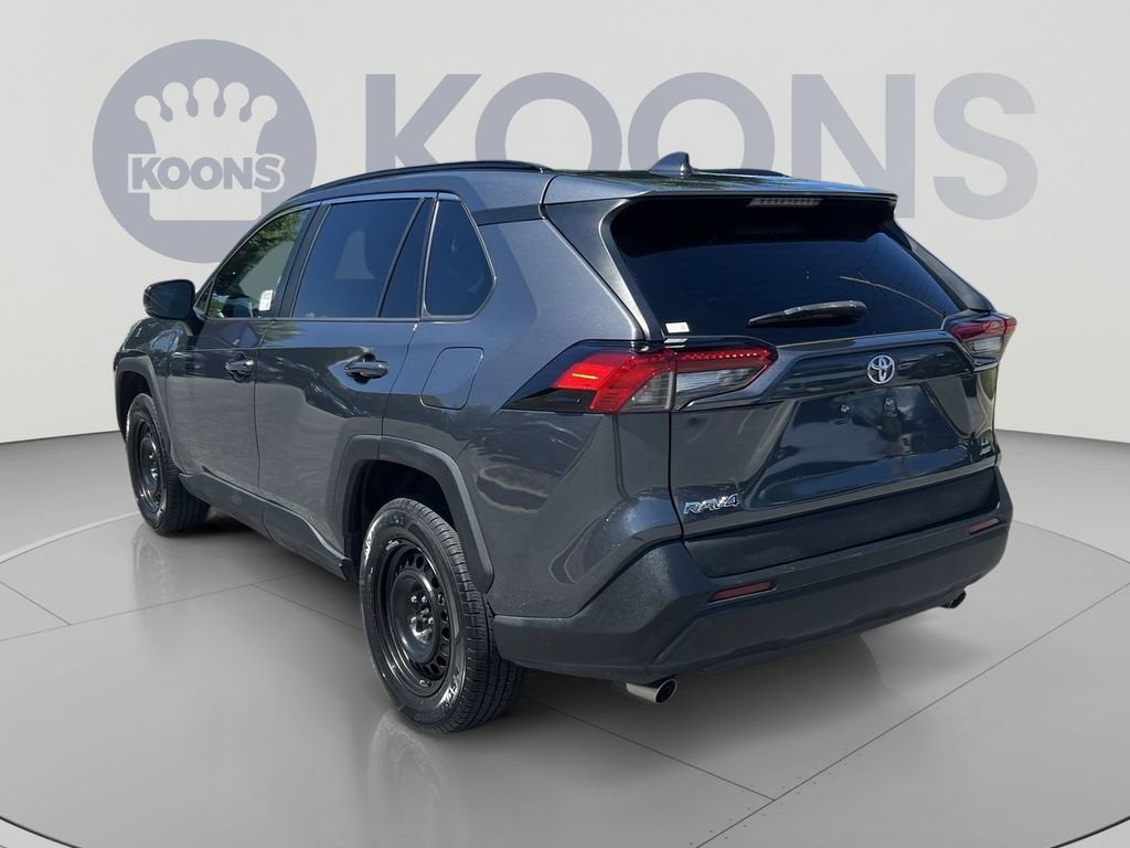 2021 Toyota RAV4 LE