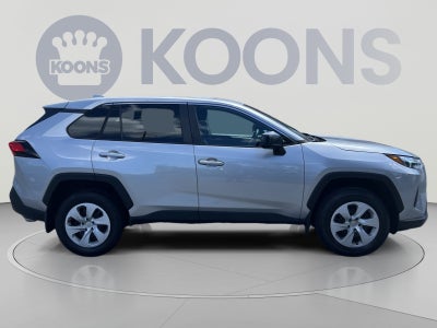 2023 Toyota RAV4 LE