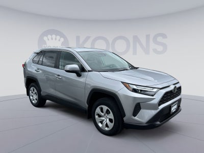 2024 Toyota RAV4 LE