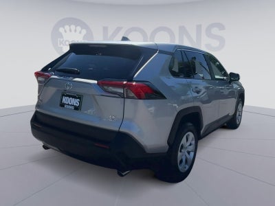 2024 Toyota RAV4 LE