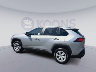 2024 Toyota RAV4 LE