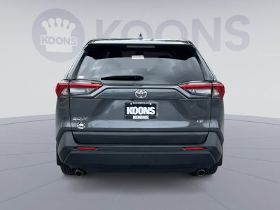 2023 Toyota RAV4 LE