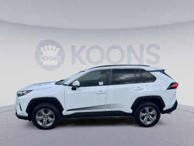 2022 Toyota RAV4 XLE