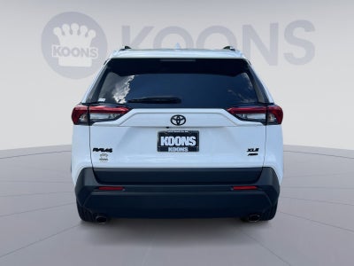 2022 Toyota RAV4 XLE