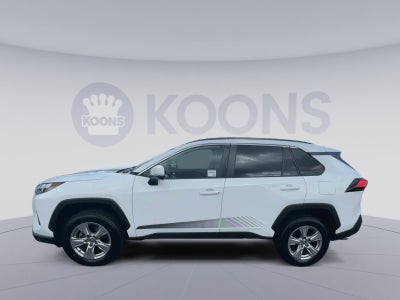 2022 Toyota RAV4 XLE