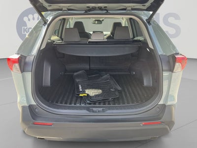 2020 Toyota RAV4 Hybrid XLE