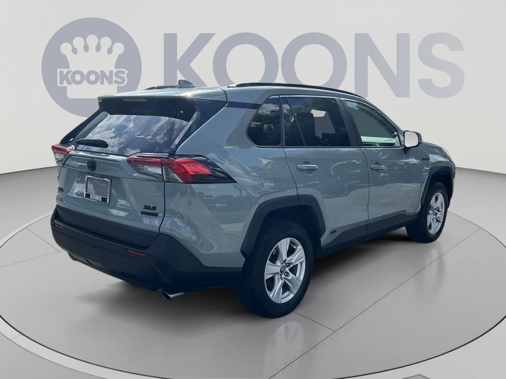 2020 Toyota RAV4 Hybrid XLE