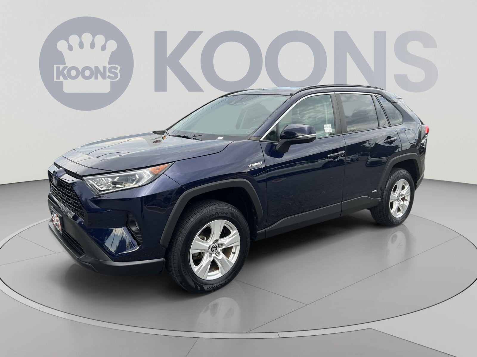 2021 Toyota RAV4 Hybrid XLE