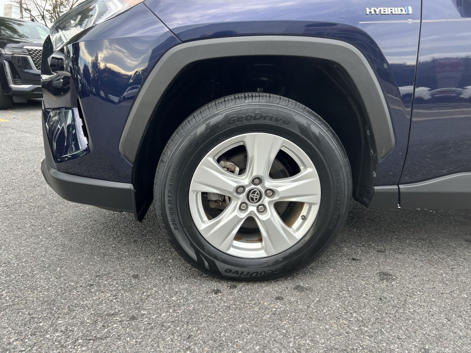 2021 Toyota RAV4 Hybrid XLE