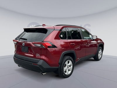 2020 Toyota RAV4 Hybrid XLE