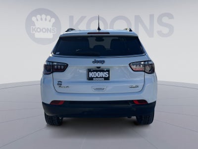 2022 Jeep Compass Latitude Lux