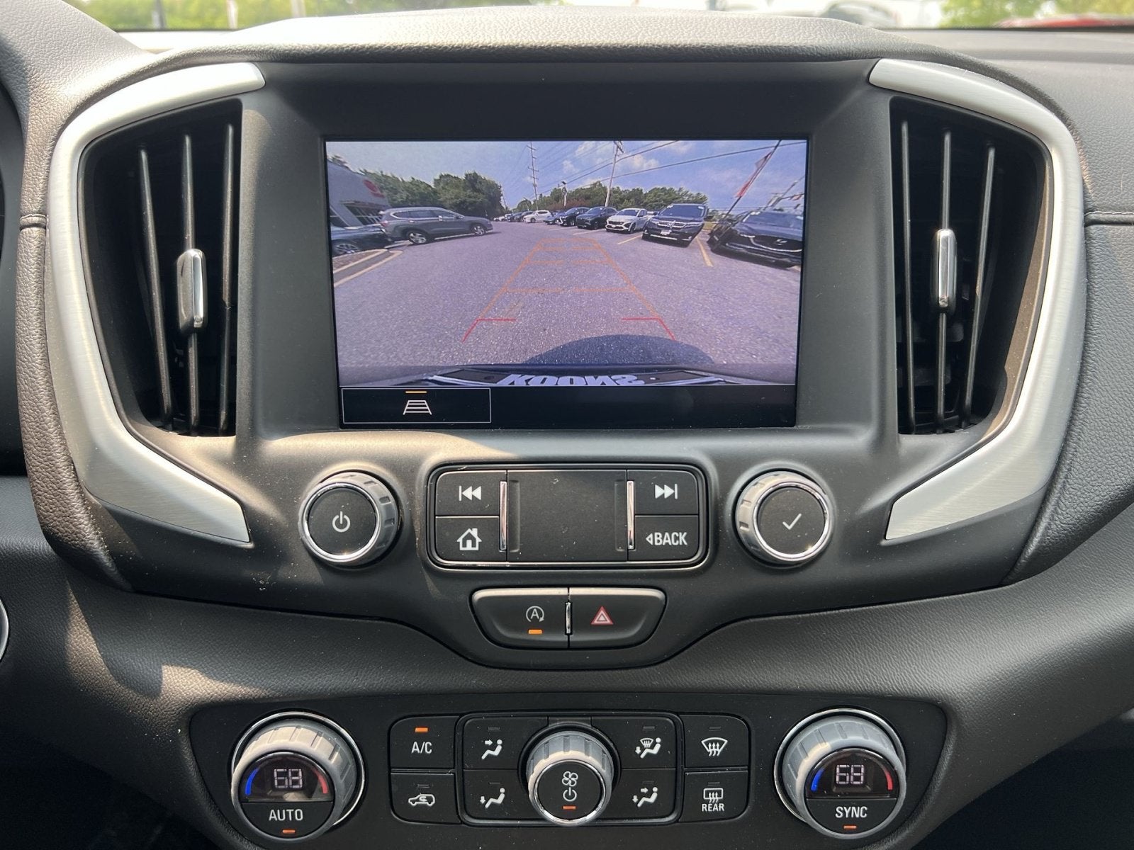 2023 GMC Terrain SLT